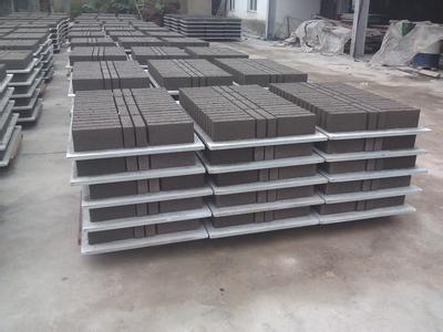塑料建材在免燒磚機托板領域的應用與優勢